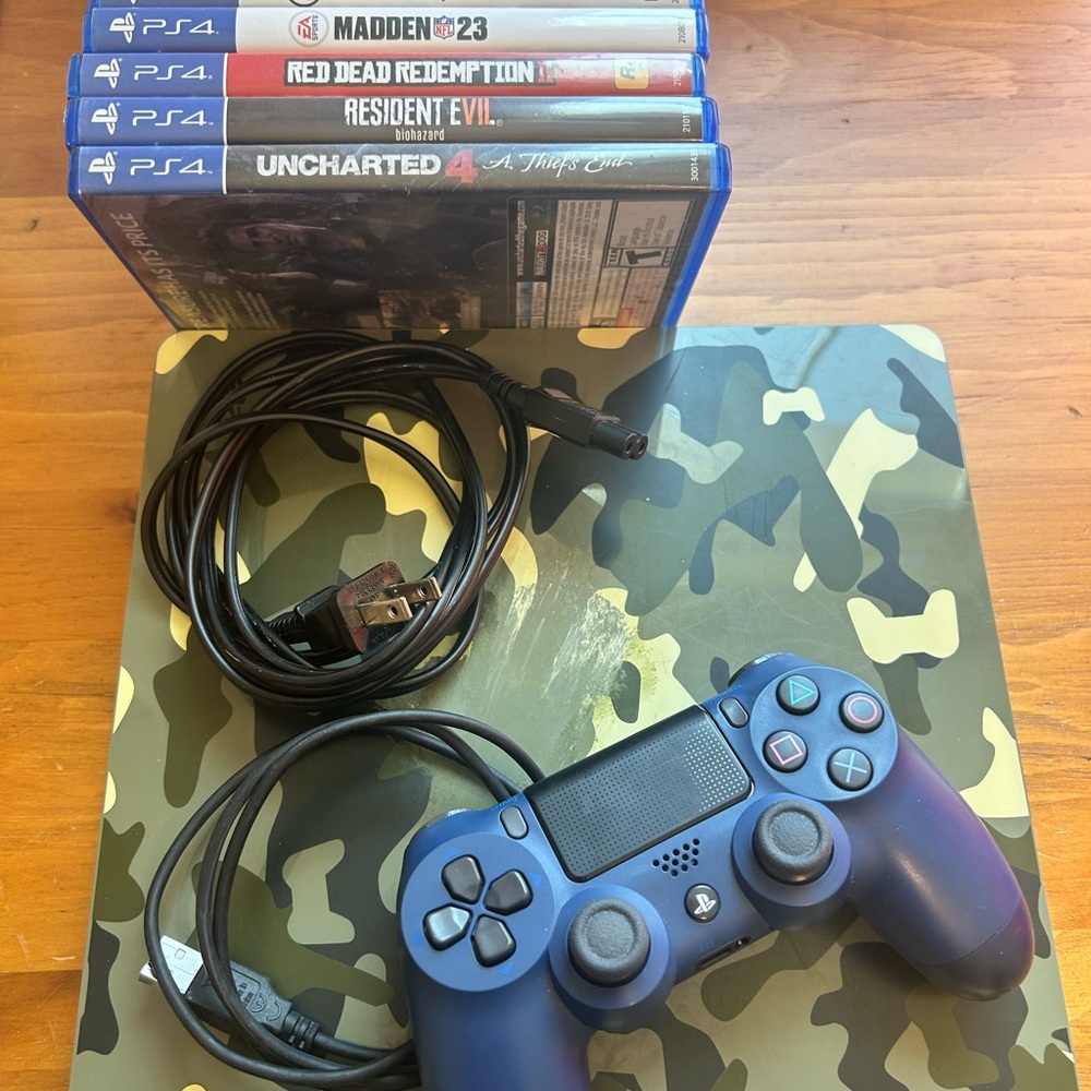 Sony PlayStation 4 including Controller and games